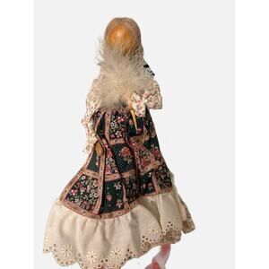 VINTAGE E. KRAUSS PINE BARONESS INC. WOOD DOWEL Amish Made DOLL 12”